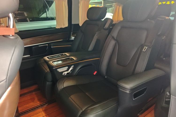 Used Mercedes-Benz V-Class 2021 V 260 L Long-wheelbase Luxury Edition