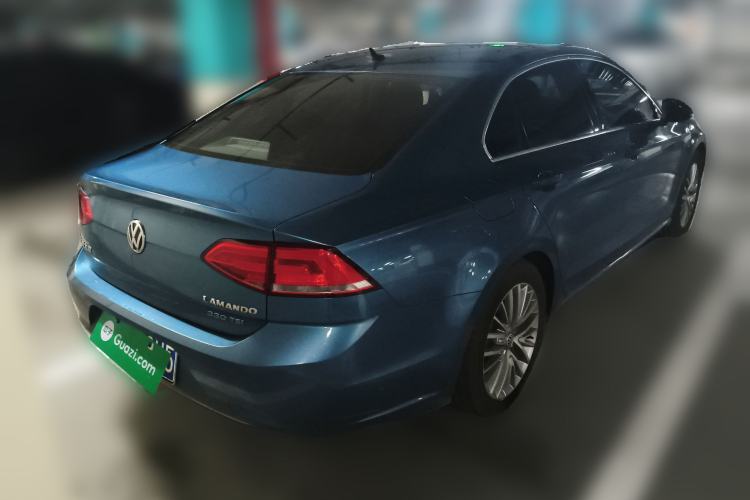 Used Volkswagen Lamando 2015 330TSI DSG Luxury Edition
