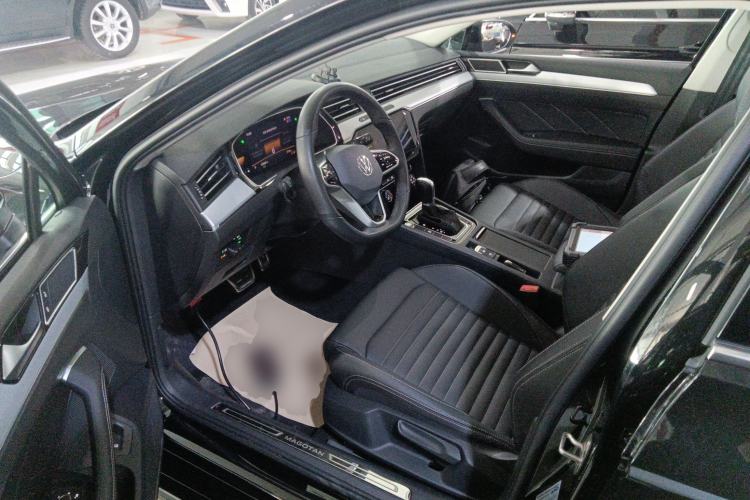 Used Volkswagen Magotan 2025 Zhongxiang Version 280TSI DSG Comfort Edition
