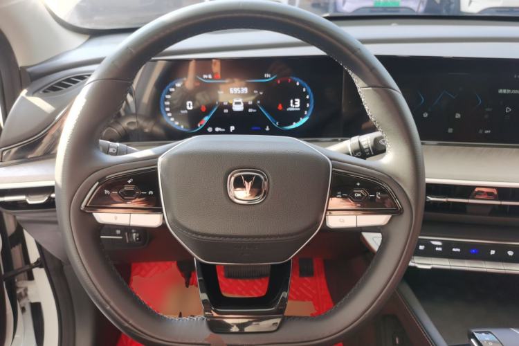 Used Changan Eado 2022 PLUS Blue Whale NE 1.4T GDI DCT Prestige Edition
