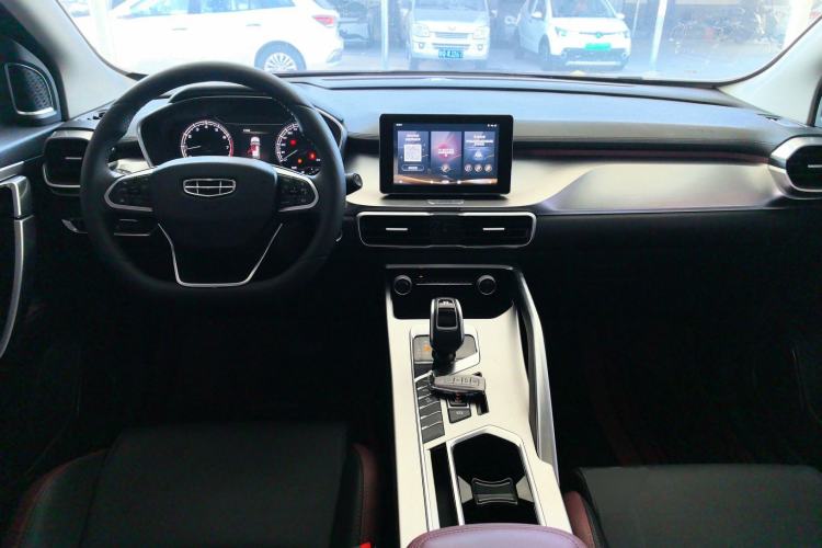 Used Geely Auto Coolray 2020 Facelift 240T DCT Hunter
