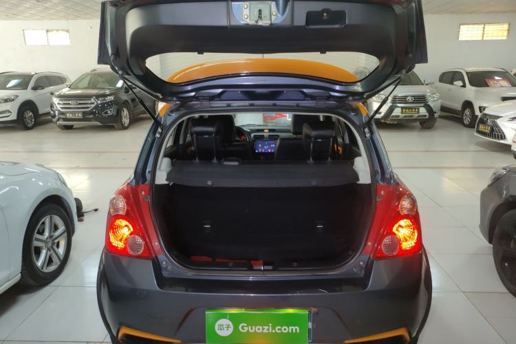 Used Suzuki Swift 2016 1.5L Automatic Fashionable Coolplay Edition