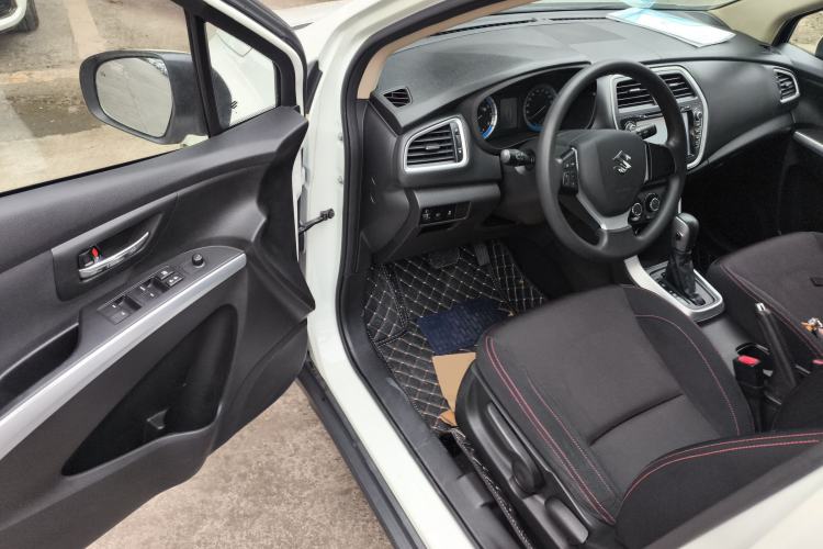 Used Suzuki S-Cross 2014 1.6L CVT Two-Wheel Drive Entry Model