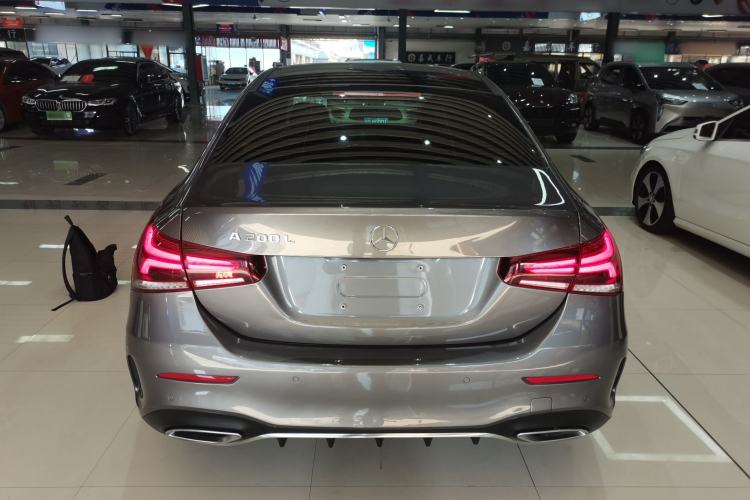 Used Mercedes-Benz A-Class 2021 A 200 L Sport Sedan Fashion Model
