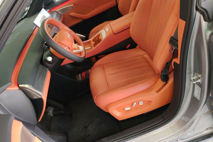 Used ONVO L60 2024 60 kWh Rear-Drive Version
