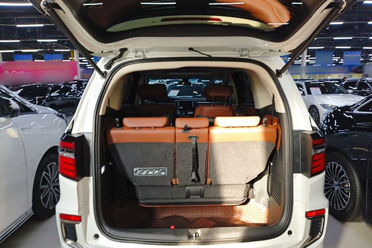 Used Honda Elysion 2019 2.0L Hybrid Supreme Edition
