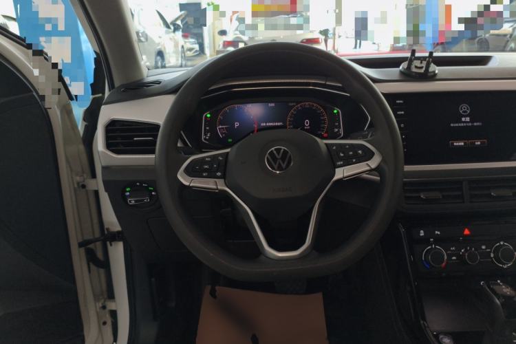 Used Volkswagen Tacqua 2021 200TSI DSG JoyConnect Edition