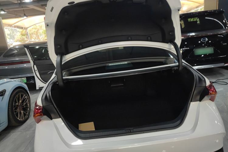 Used Toyota Avalon 2024 2.0L Ambition Edition
