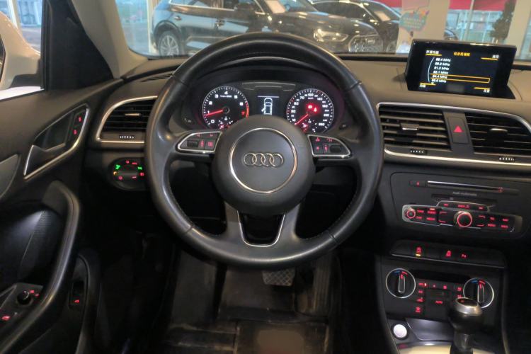 Used Audi Q3 2018 30th Anniversary Edition 30 TFSI Fashion Model