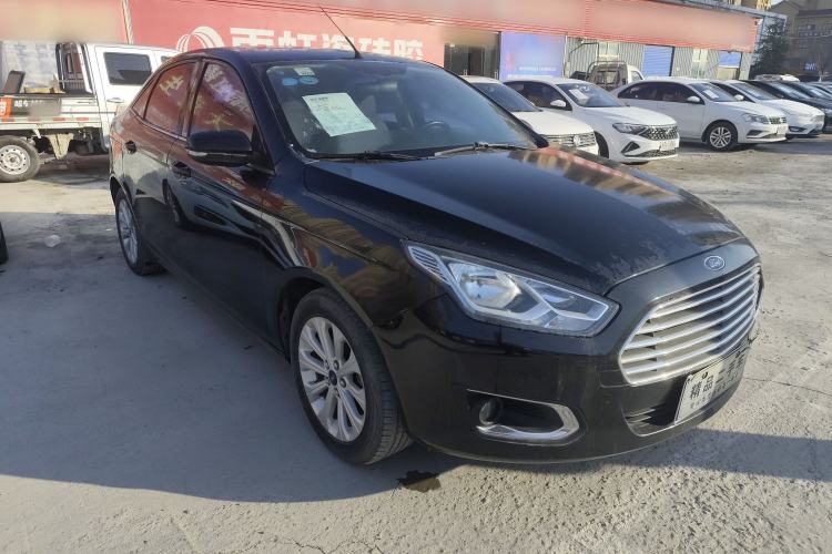 Used Ford Escort 2015 1.5L Automatic Fashion Model