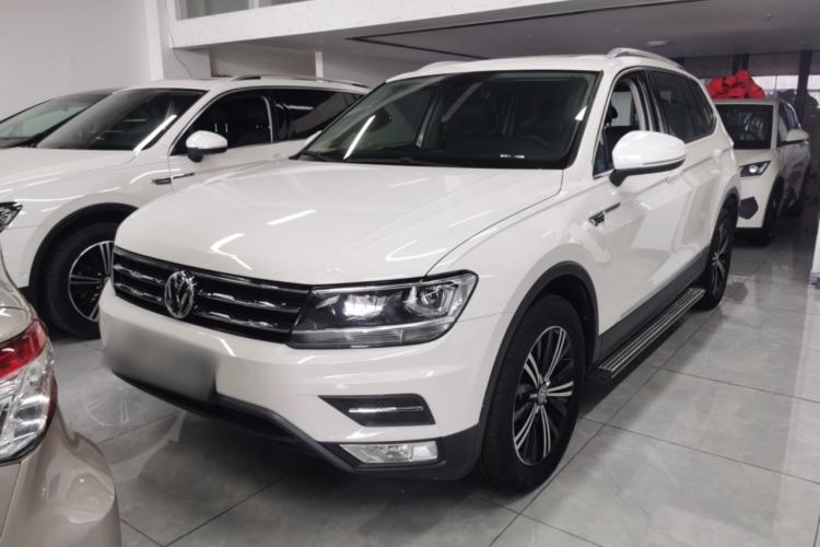 Used Volkswagen Tiguan L 2019 Updated Version 330TSI Automatic Two-Wheel Drive Panoramic Comfort Edition China VI Standard