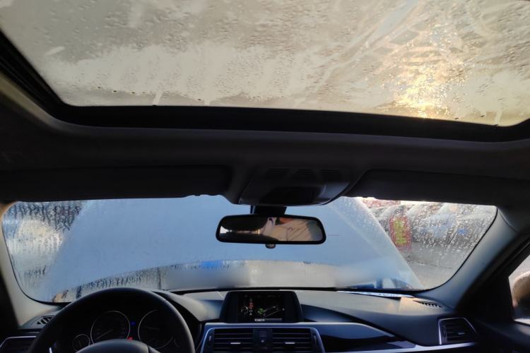 Used BMW 3 Series 2016 320Li Ambition Model
