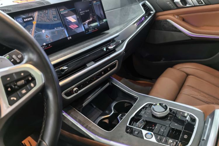 Used BMW X7 2023 xDrive40i Luxury M Sport Package
