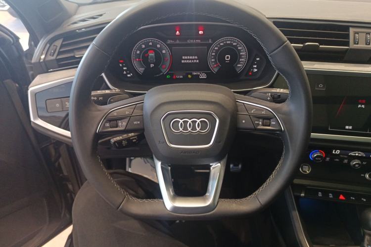 Used Audi Q3 2024 35 TFSI Fashion Dynamic Edition
