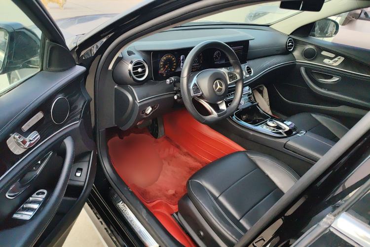Used Mercedes-Benz E-Class 2017 E 300 L Sporty and Stylish Model
