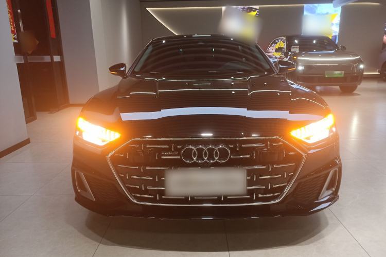 Used Audi A7L 2024 45TFSI quattro S-line Visionary Edition Flow Crystal Package