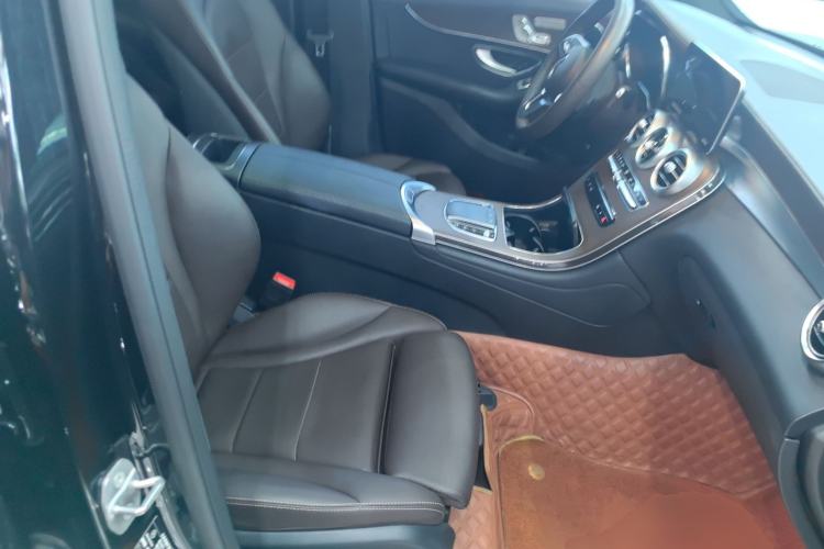 Used Mercedes-Benz GLC 2022 Second Facelift GLC 260 L 4MATIC Luxury Edition
