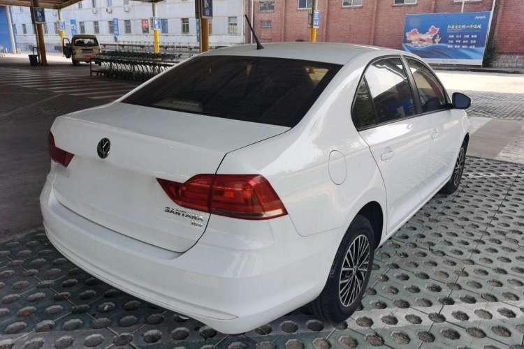 Used Volkswagen Santana 2016 1.6L Manual Fashion Edition
