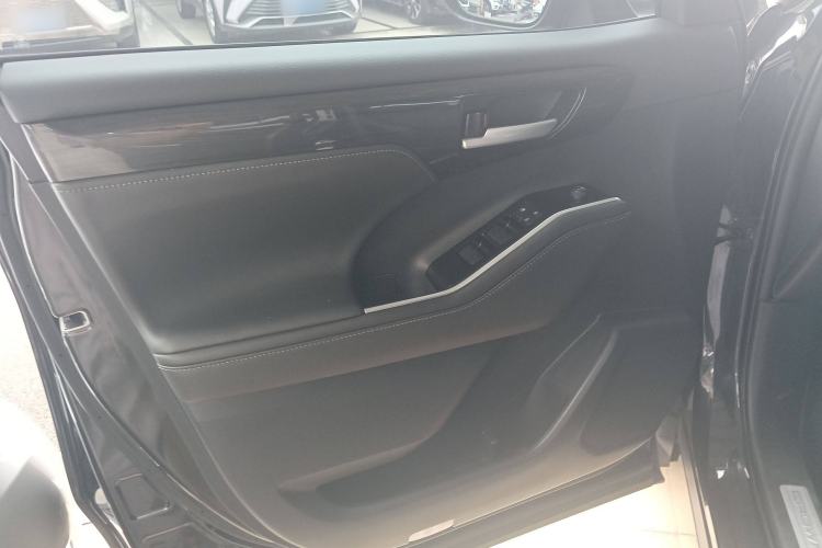 Used Toyota Crown Land Cruiser 2021 2.5L HEV Four-Wheel Drive Luxury Edition
