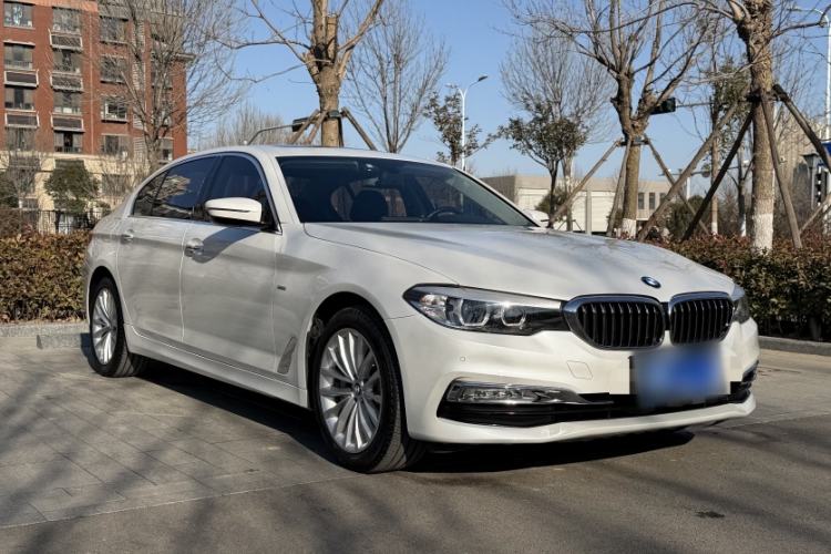Used BMW 5 Series 2018 Facelifted 530Li xDrive Luxury Package
