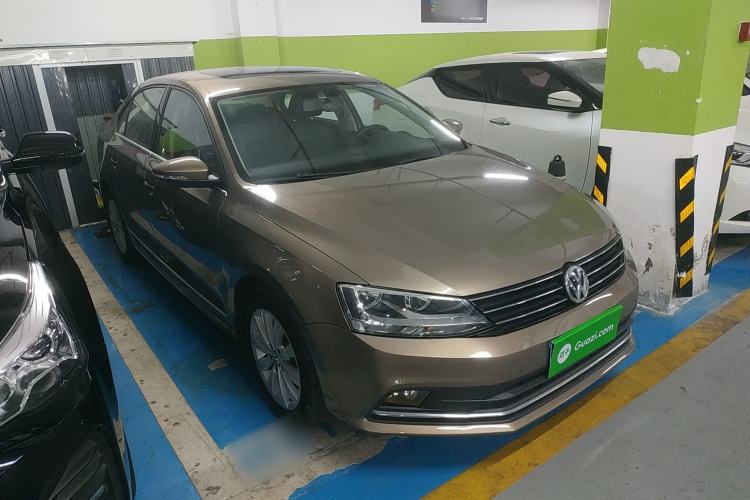 Used Volkswagen Sagitar 2015 1.6L Automatic Comfort Model