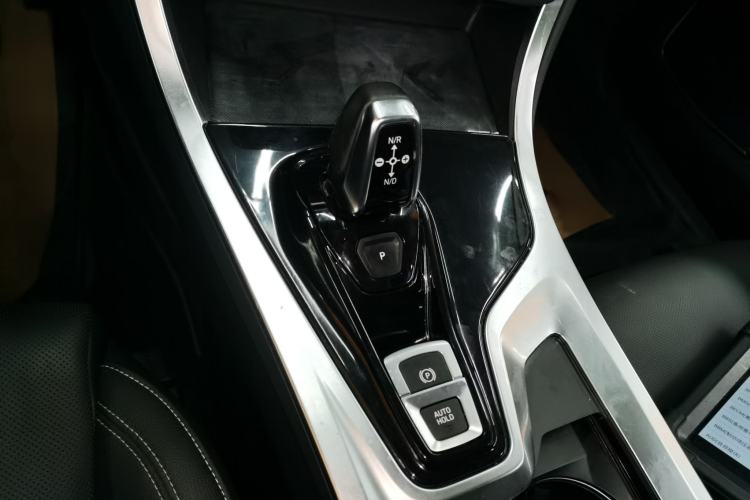 Used Lynk & Co 01 2019 2.0T Two-Wheel-Drive Pro Version China VI Standard
