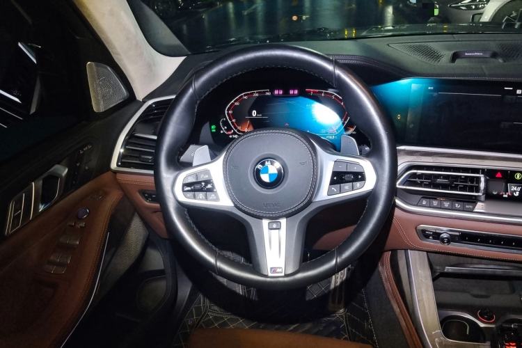 Used BMW X7 2021 xDrive40i Executive Model with M Sport Package
