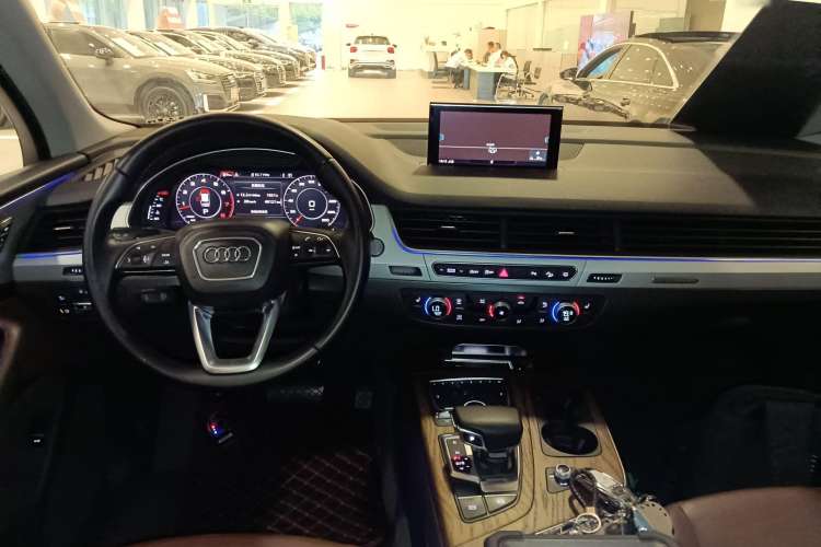 Used Audi Q7 2018 45 TFSI Technology Edition