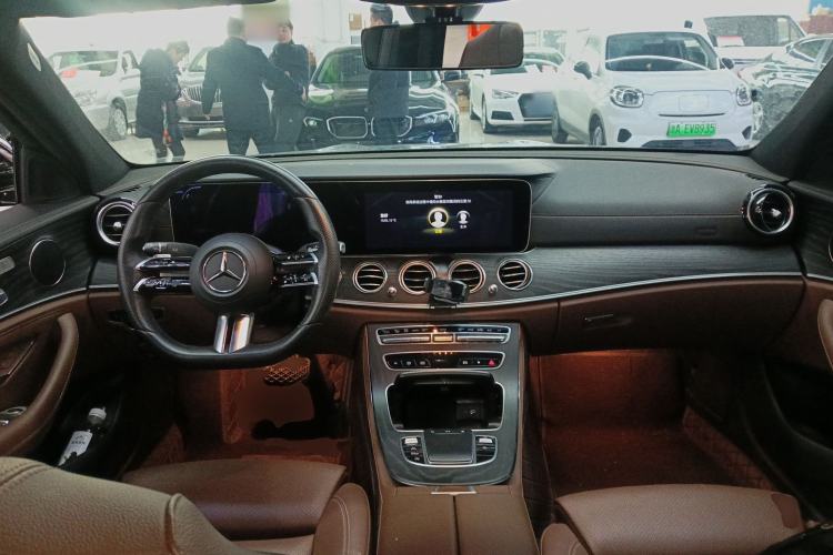 Used Mercedes-Benz E-Class 2022 Second Facelift E 300 L Sporty and Stylish Edition
