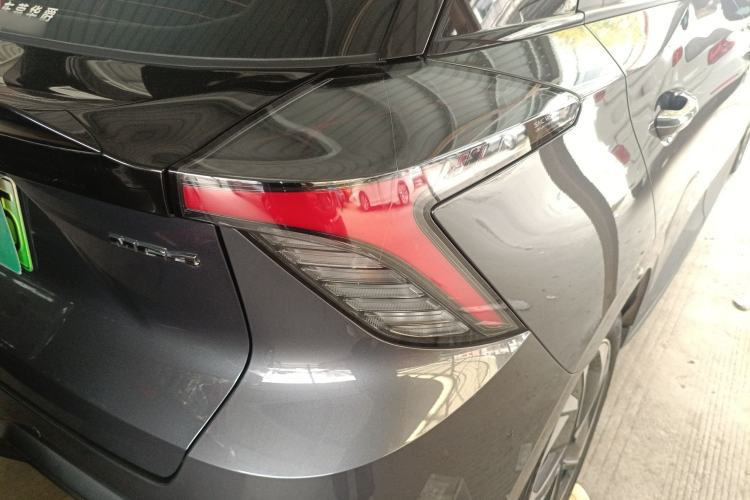 Used MG 4 EV 2023 415 km Range Sea-Faring Champion Edition
