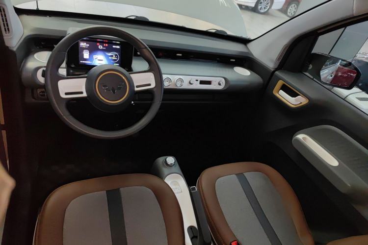 Used Wuling Hongguang MINIEV 2022 GAMEBOY 200km Gaming Edition with Lithium Iron Phosphate
