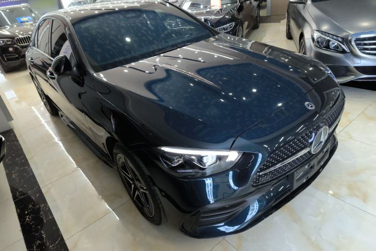 Used Mercedes-Benz C-Class 2024 Facelift C 260 L Night Edition Sport Version
