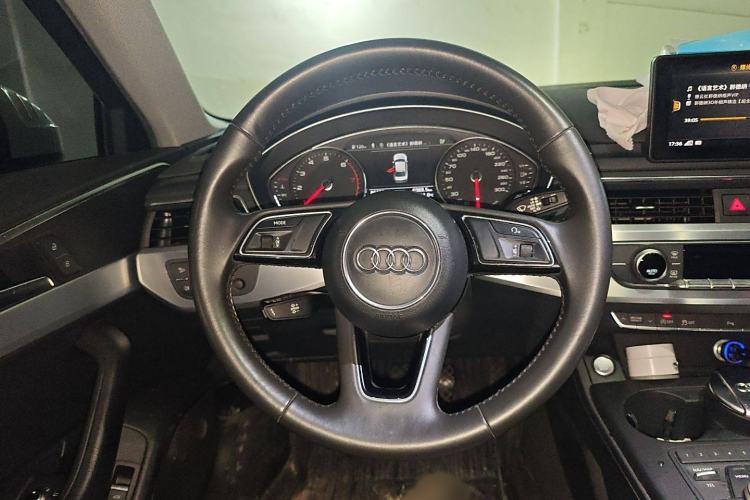 Used Audi A4L 2017 40 TFSI Style Edition
