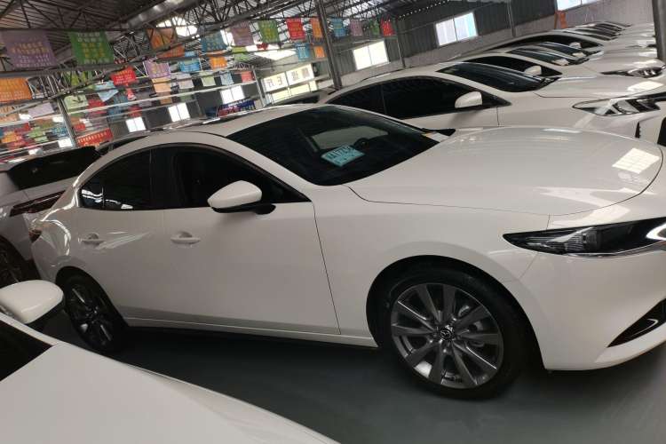 Used Mazda Mazda 3 Axela 2022 2.0L Automatic Zhi Rui Edition
