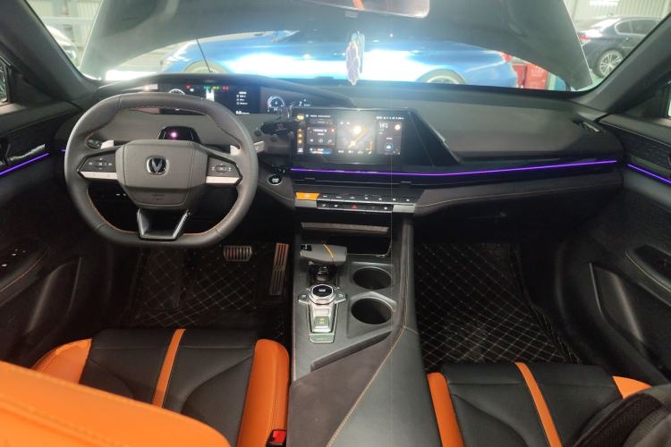 Used Changan UNI-V 2024 1.5T Prestige Sport Edition
