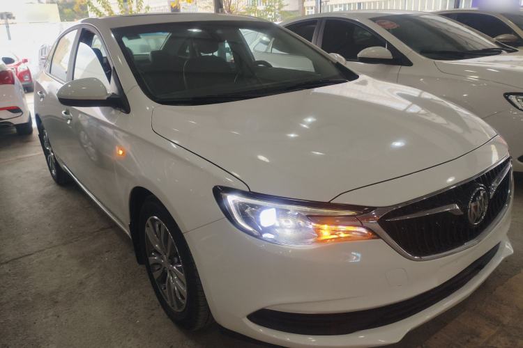 Used Buick GT 2018 18T Automatic Elite Model
