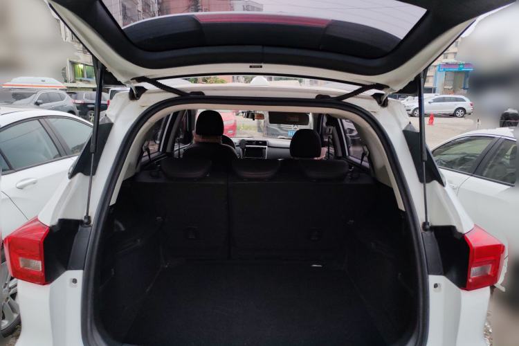 Used Haval M6 2019 1.5T DCT Two-Wheel Drive Elite Version China V Standard