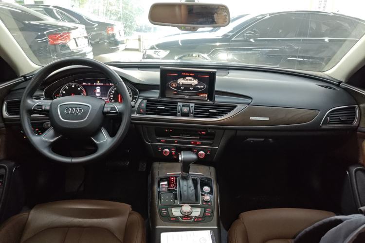 Used Audi A6L 2015 35 FSI quattro Comfort Model
