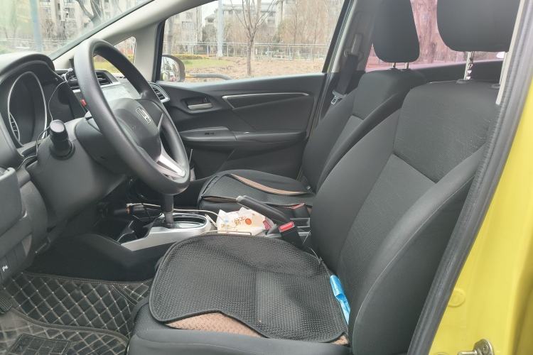 Used Honda Fit 2014 1.5L SE CVT Fashion Model
