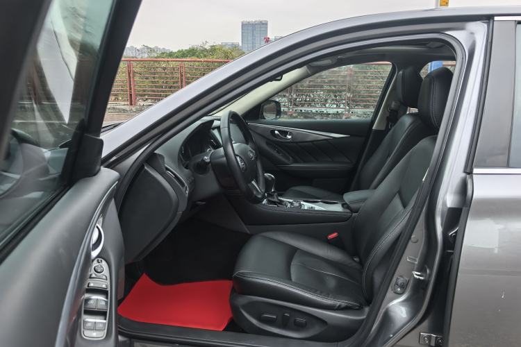 Used Infiniti Q50L 2015 2.0T Enjoyment Edition
