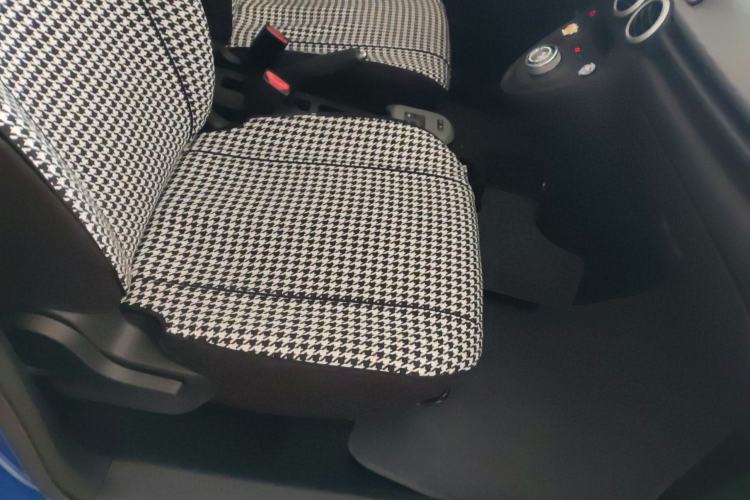 Used ORA Black Cat 2019 351 km Family Edition