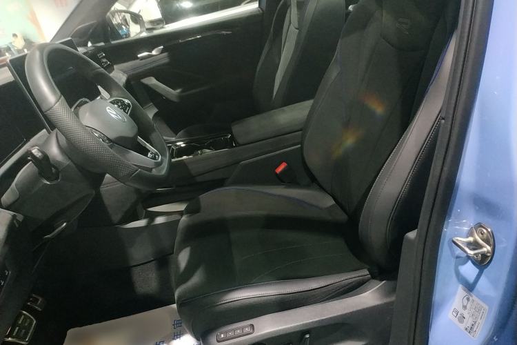 Used Volkswagen Tiguan L 2024 PRO 380TSI Four-Wheel Drive R-Line Prestige Edition
