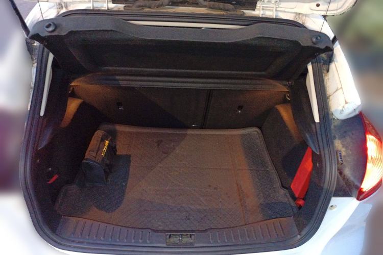 Used Ford Focus 2017 1.5T CTCC White and Black Limited Edition
