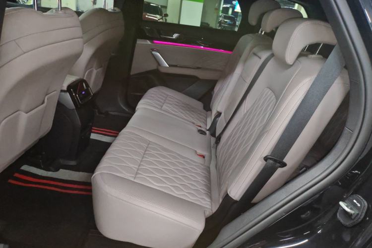 Used BYD Tang New Energy 2024 DM-p Glory Edition 215KM All-Wheel-Drive Premium Model
