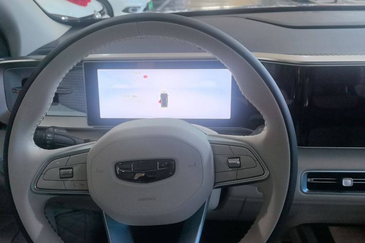 Used Geely Auto icon 2025 Linglong 1.5TD Ruyi Edition
