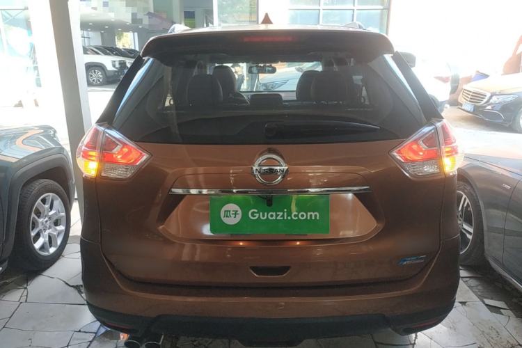 Used Nissan X-Trail 2014 2.5L CVT Luxury Edition 4WD
