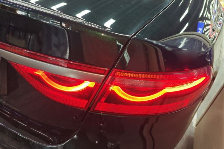 Used Jaguar XFL 2021 XFL 2.0T P250 Two-Wheel-Drive Luxury Deluxe Edition