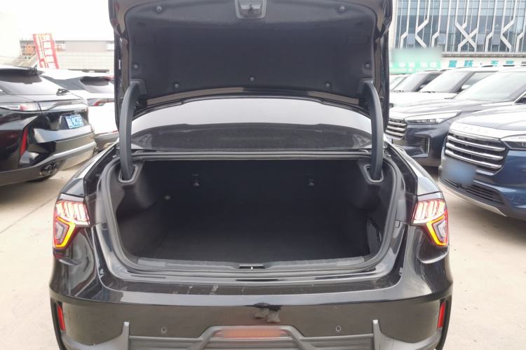 Used Lynk & Co 03 2022 1.5TD DCT JingPro
