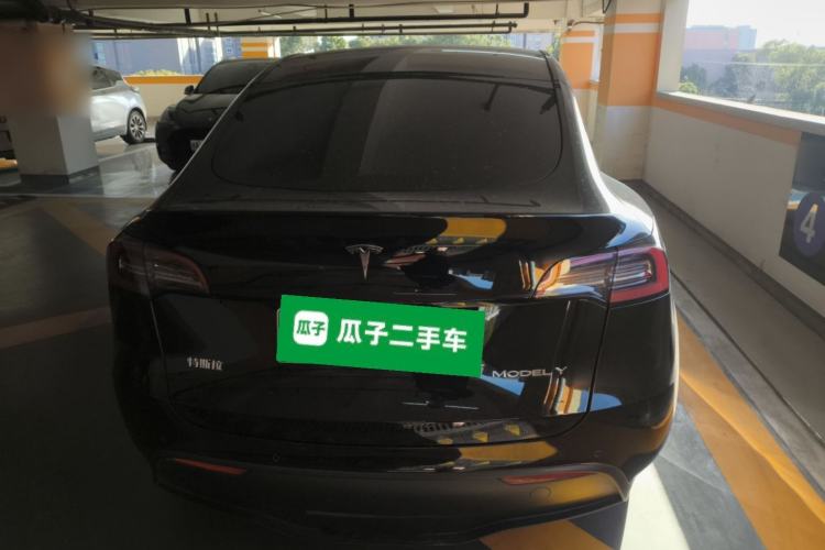 Used Tesla Model Y 2021 Standard Range Rear-Wheel Drive Version
