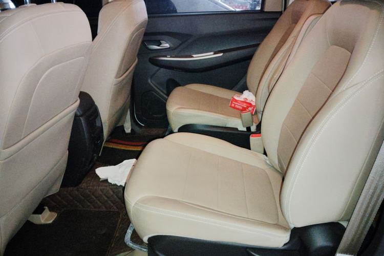 Used Wuling Hongguang 2021 1.5L Facelifted S Comfort Version with Electric Power Steering LAR
